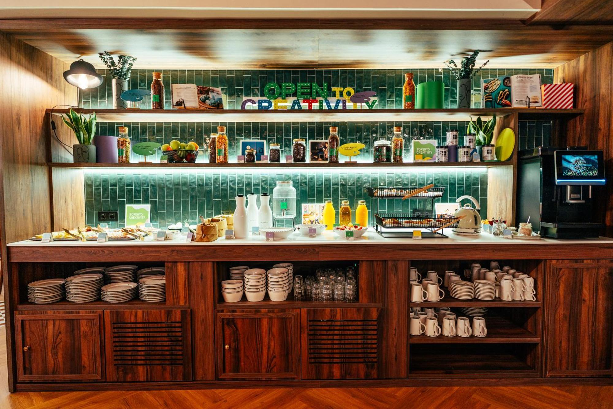 Ibis Styles Madrid Centro Maravillas Экстерьер фото