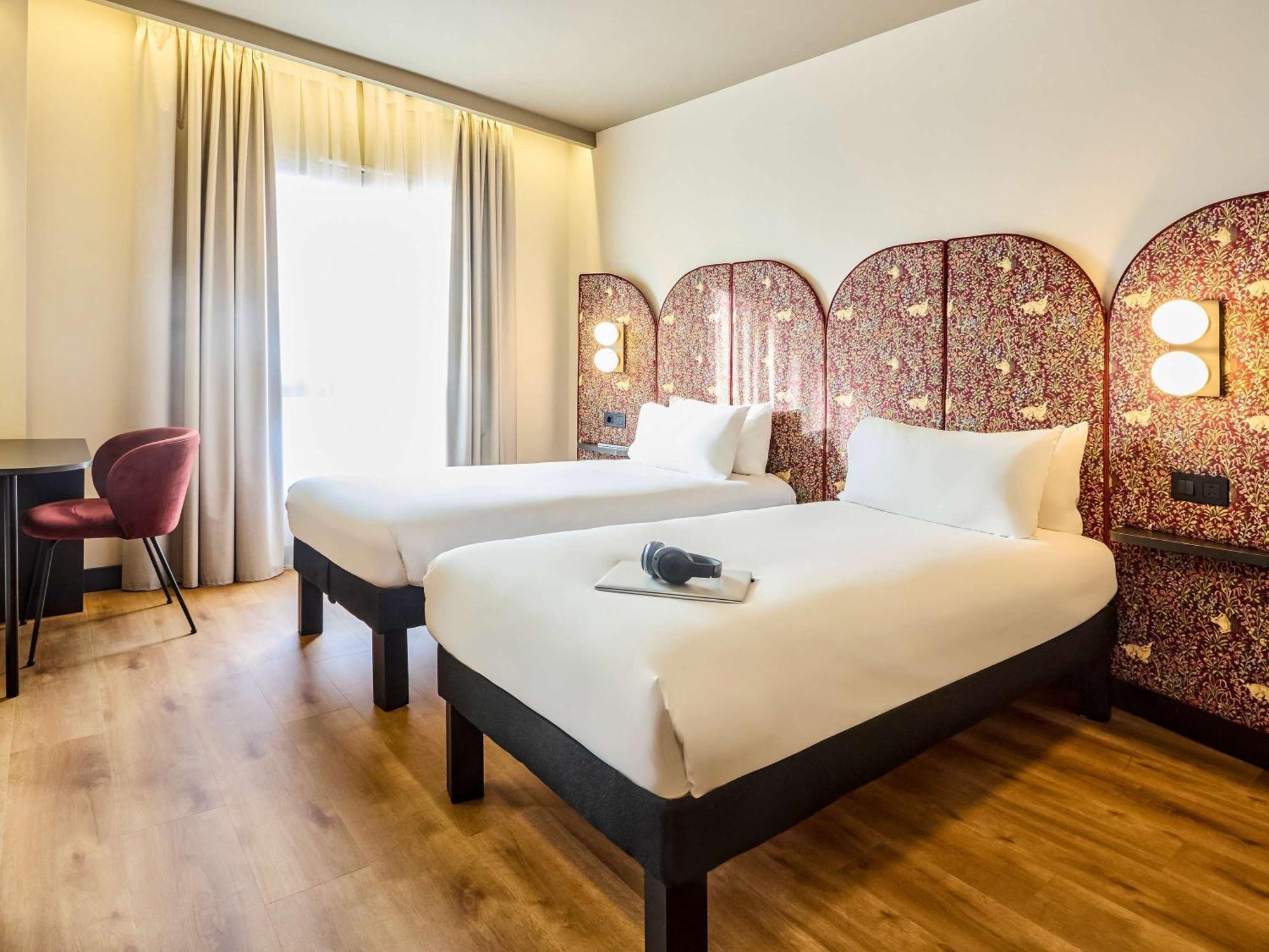 Ibis Styles Madrid Centro Maravillas Экстерьер фото