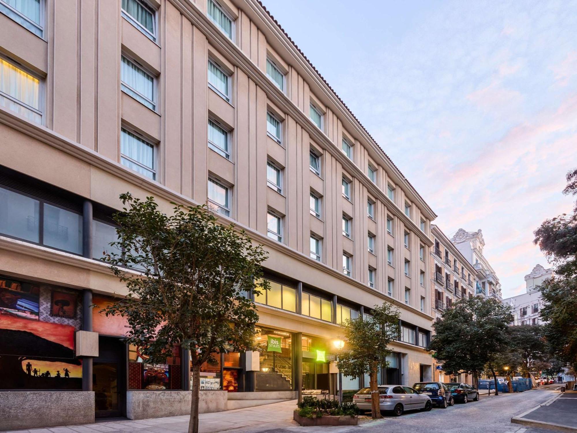 Ibis Styles Madrid Centro Maravillas Экстерьер фото